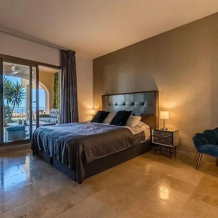 Benahavis 3br Апартаменты